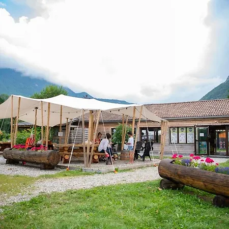 Le Valserine - éco Responsable Camping