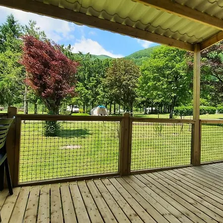 Le Valserine - Eco Responsable Campsite Chezery-Forens